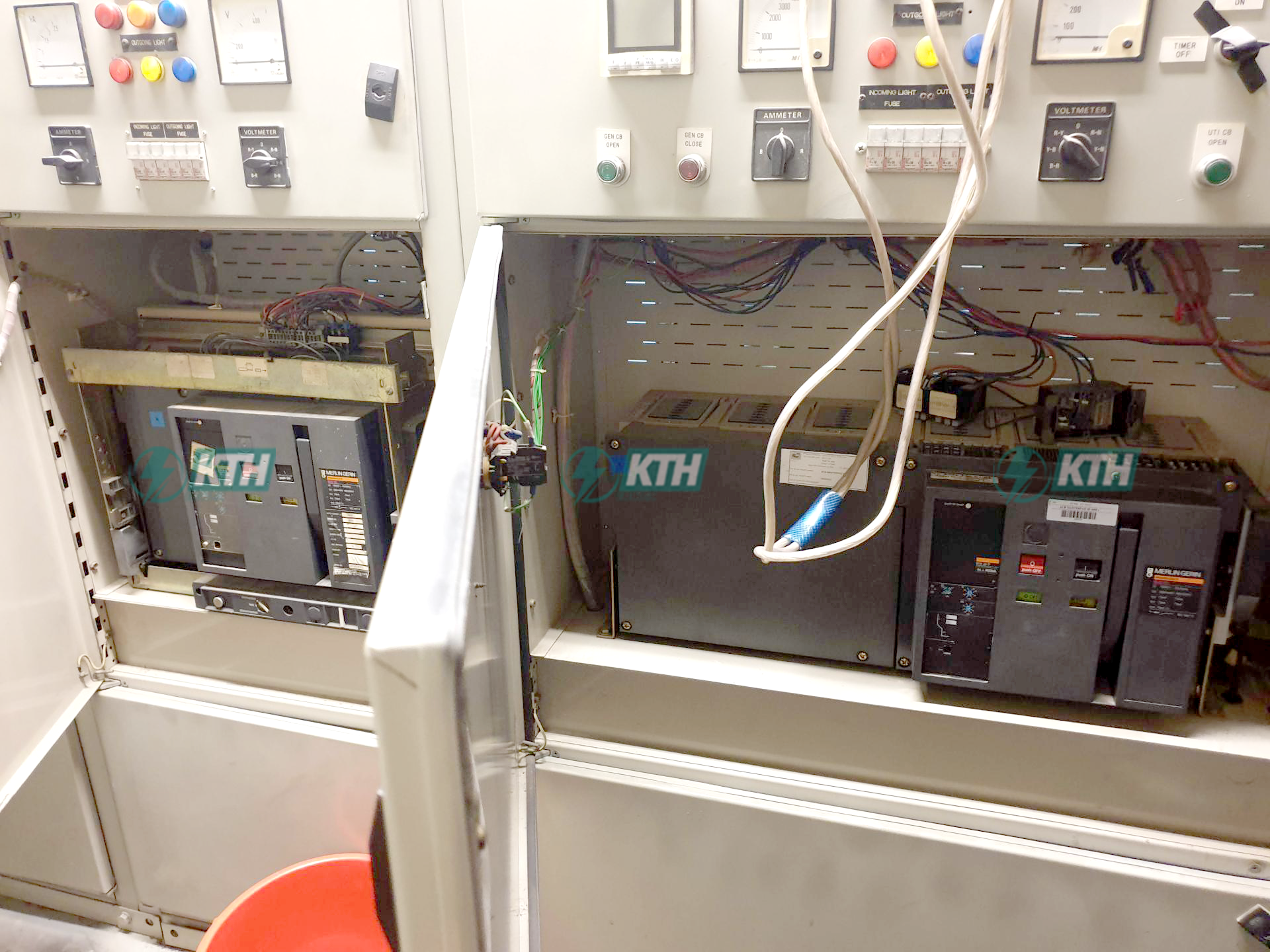 Thi Công & Sửa Chữa Hệ Thống ATS Hạ Thế Trọn Gói (Chuẩn IEC) 2 DỊCH VỤ SỬA CHỮA TỦ ATS - KHẮC PHỤC SỰ CỐ 24/7