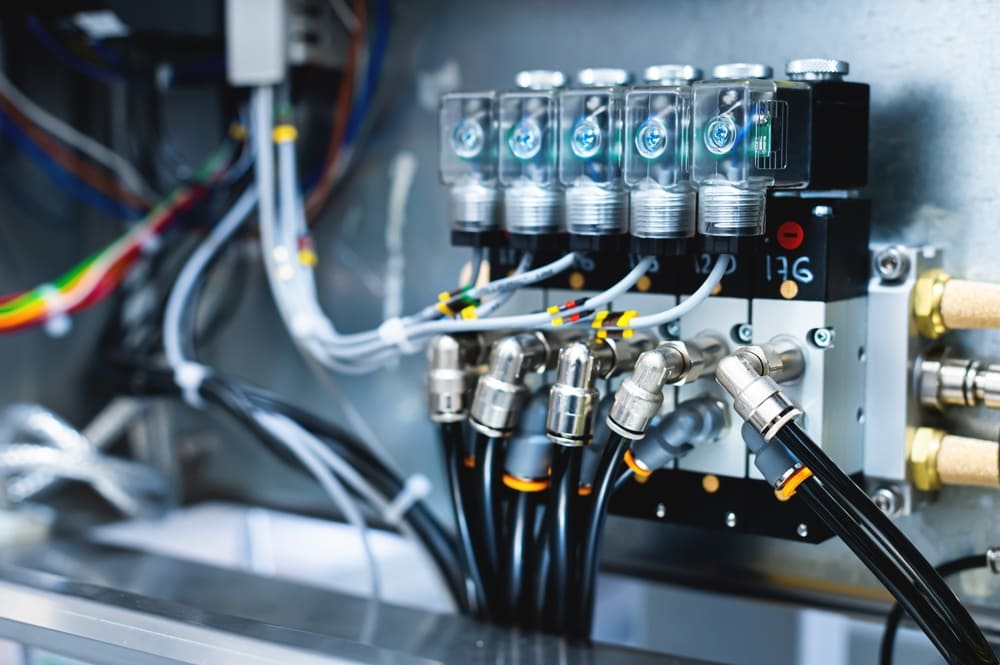 Hướng dẫn lắp tiếp điểm cho MCCB