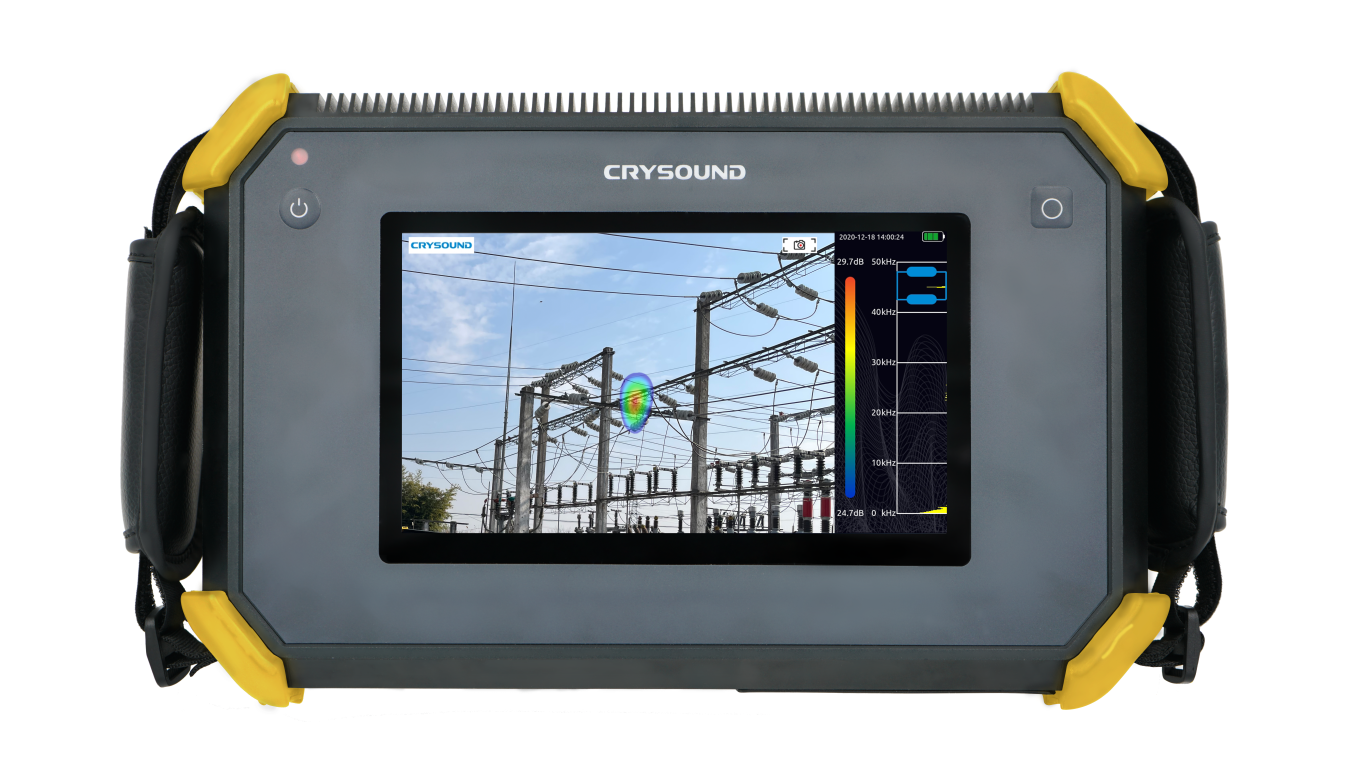 Kỹ thuật viên KTH Electric thực hiện đo phóng điện cục bộ PD Online cho tủ trung thế