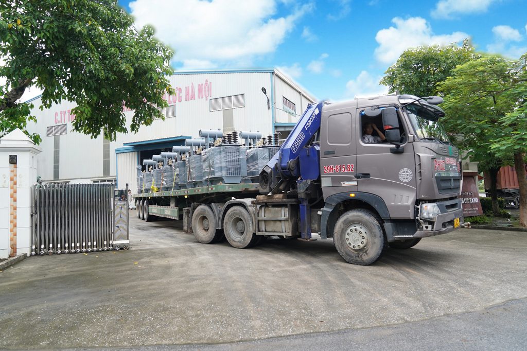 Trạm biến áp 3 pha kiểu kín KTH ELECTRIC tại KCN Hải Phòng.