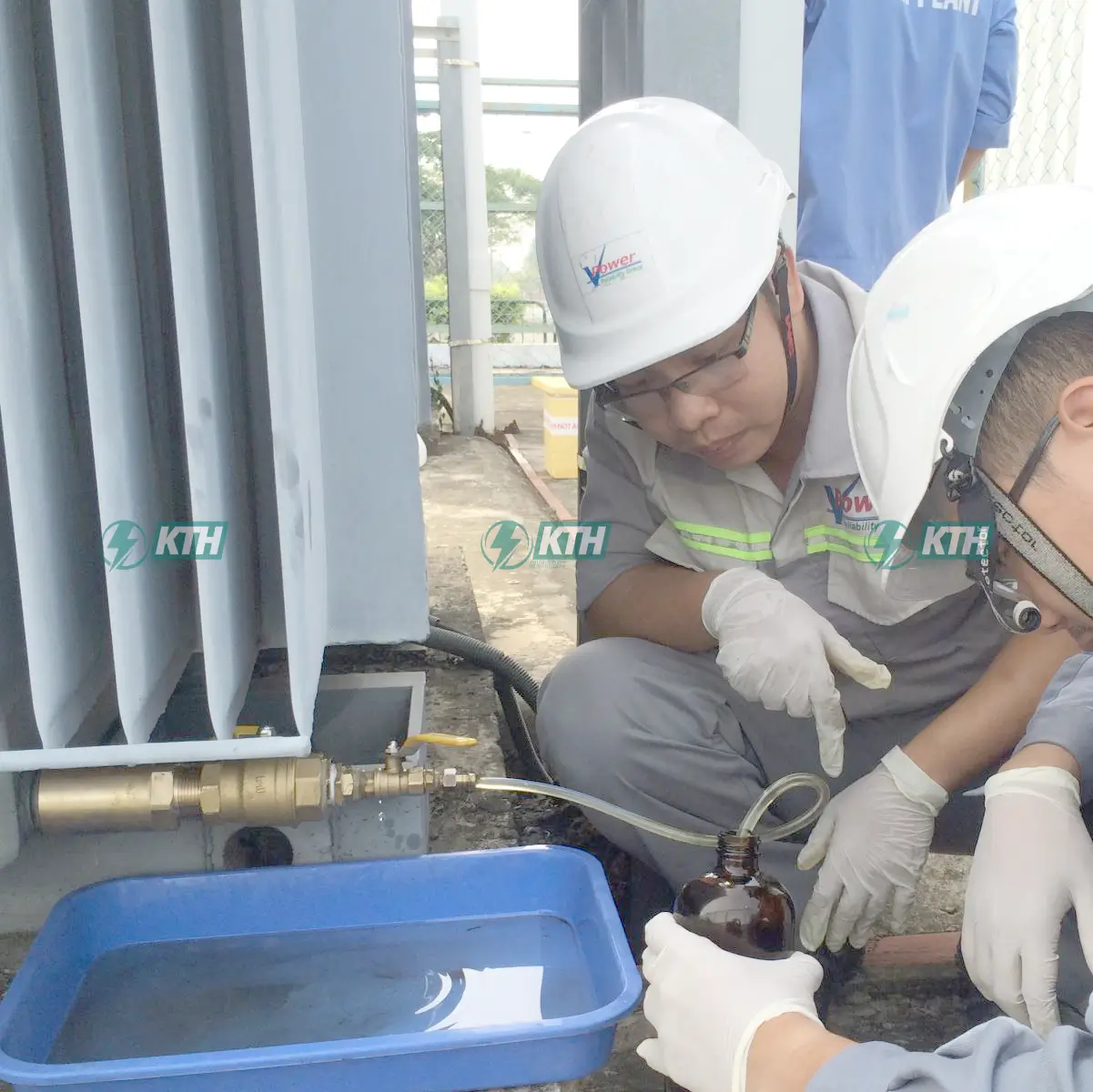 Chảy Dầu Máy Biến Áp