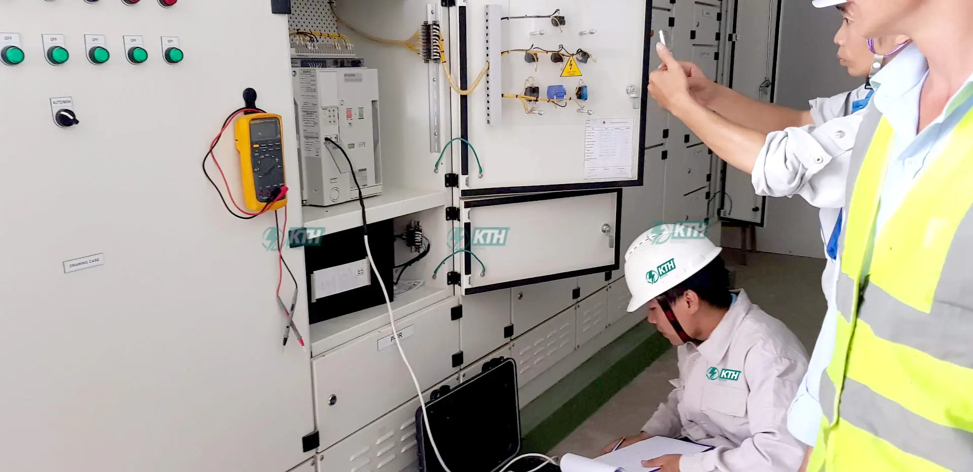 Dịch Vụ Bảo Trì & Thí Nghiệm ACB (Schneider, Siemens, ABB)