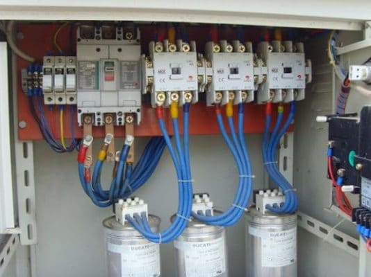 Tại Sao Phải Lắp Đặt Tụ Bù