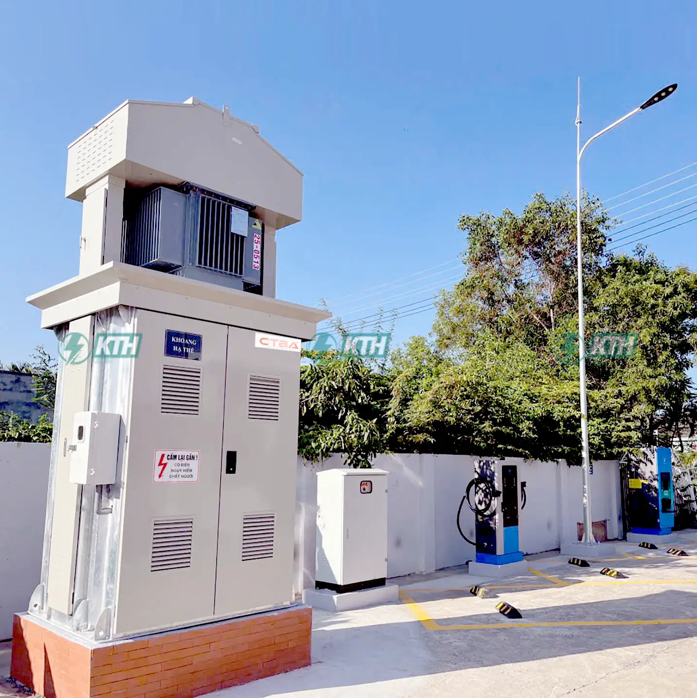 Cấu Tạo Máy Biến Áp Cho Trạm Sạc Xe Điện (Chi Tiết 2026)