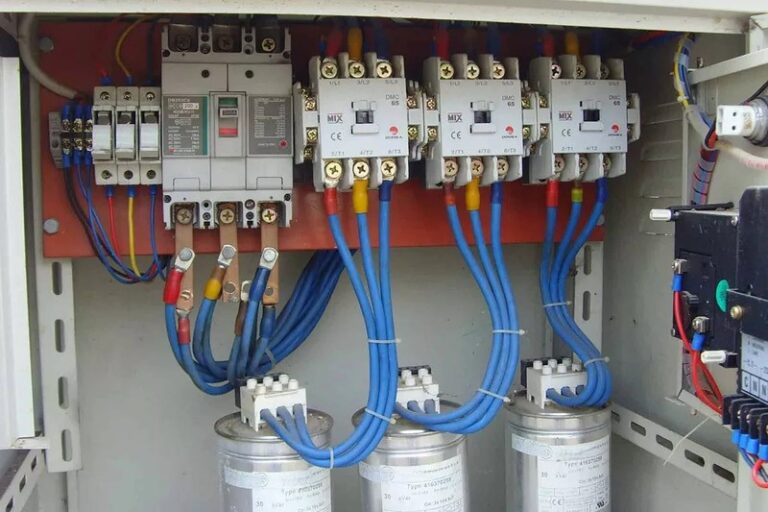 Nguyên lý hoạt động của tụ bù 3 pha 
